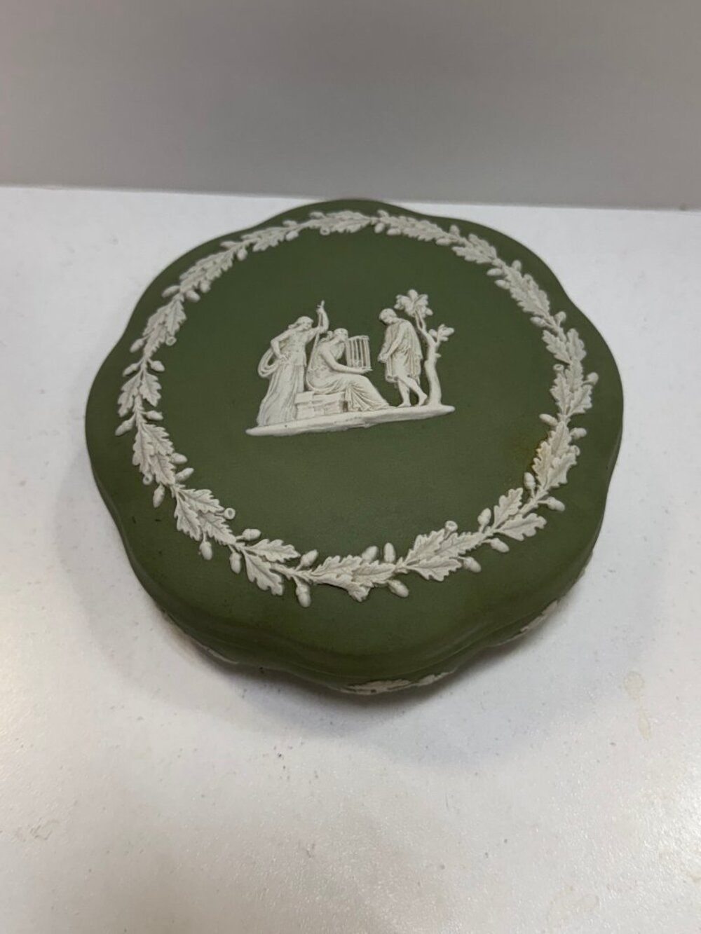 Vintage Wedgwood Green Jasperware Trinket Box. KK600